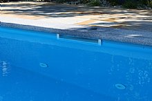 Schwimmbad mit Slimm-Skimmer PVC