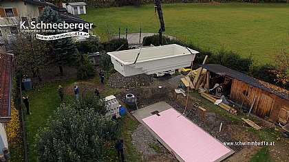 Lieferung von Compass-Pool